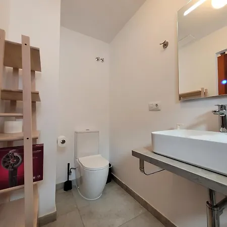 Casa Mariposa Monarca 1 *